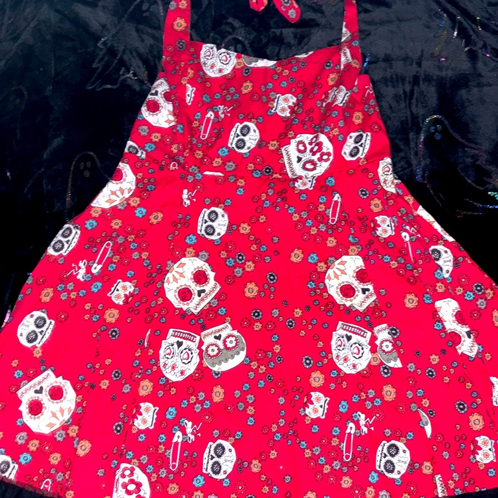 Candy skull dress for whatever the reason! Super roomy size 4x fits like 2x